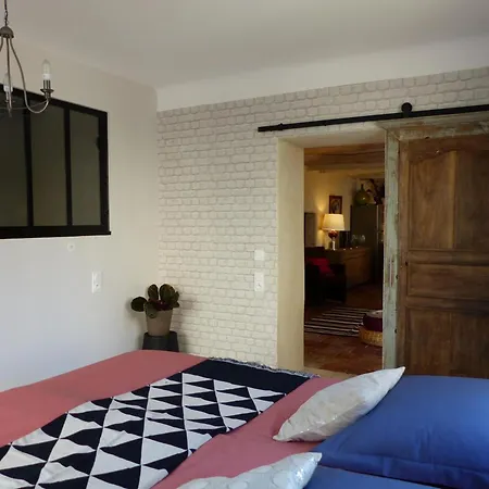 בית כפרי De Charme En Ferme Du Xviie Siecle Avec Internet - Fr-1-489-166